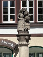 Schwätzweiber-Brunnen