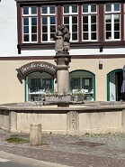 Schwätzweiber-Brunnen